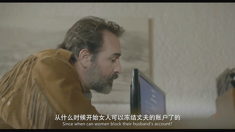 2019法国喜剧《鹿皮》BD720P&BD1080P.法语中英双字截图